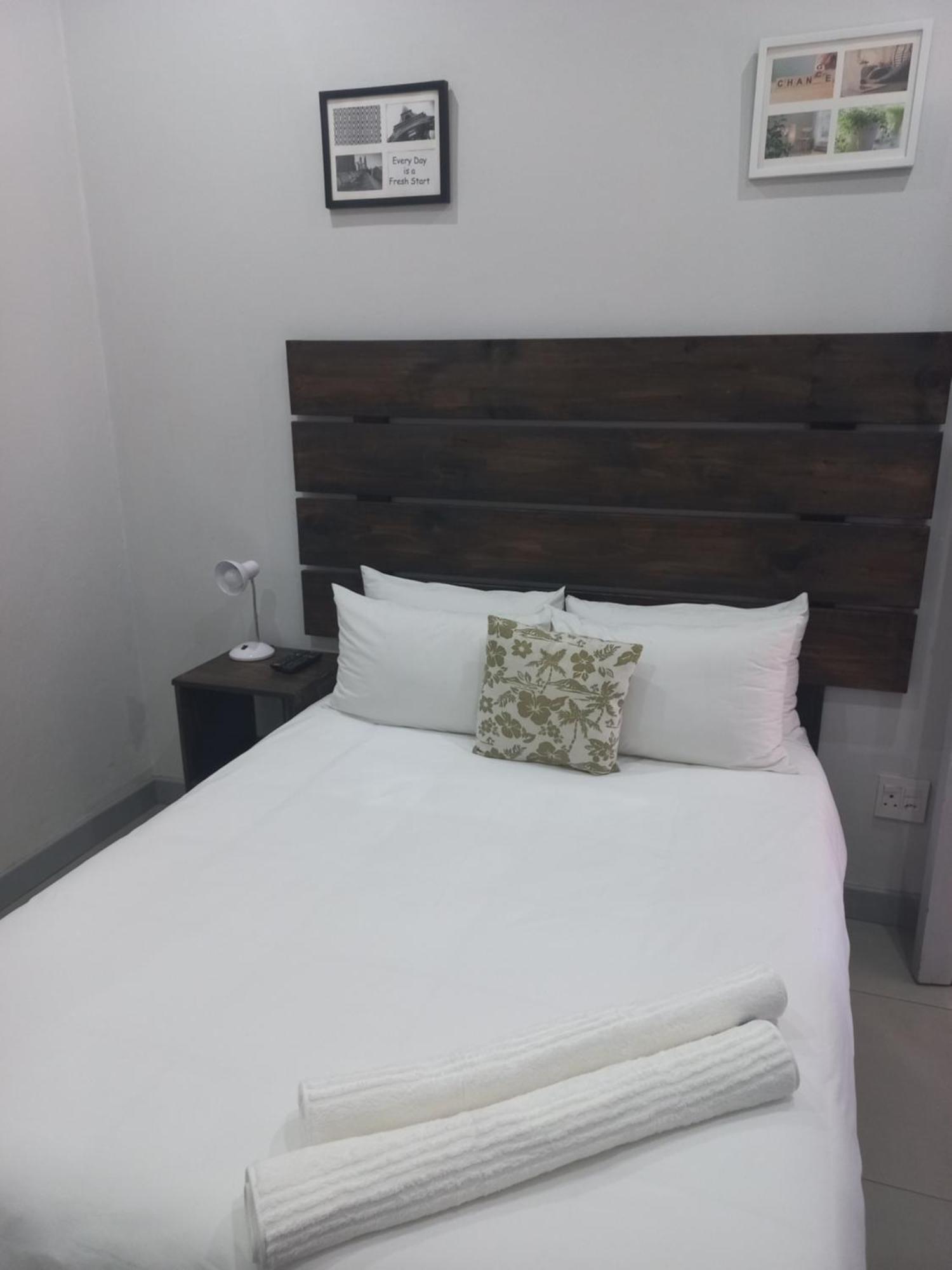 Triple9 Hatfield Guesthouse Pretoria Bilik gambar