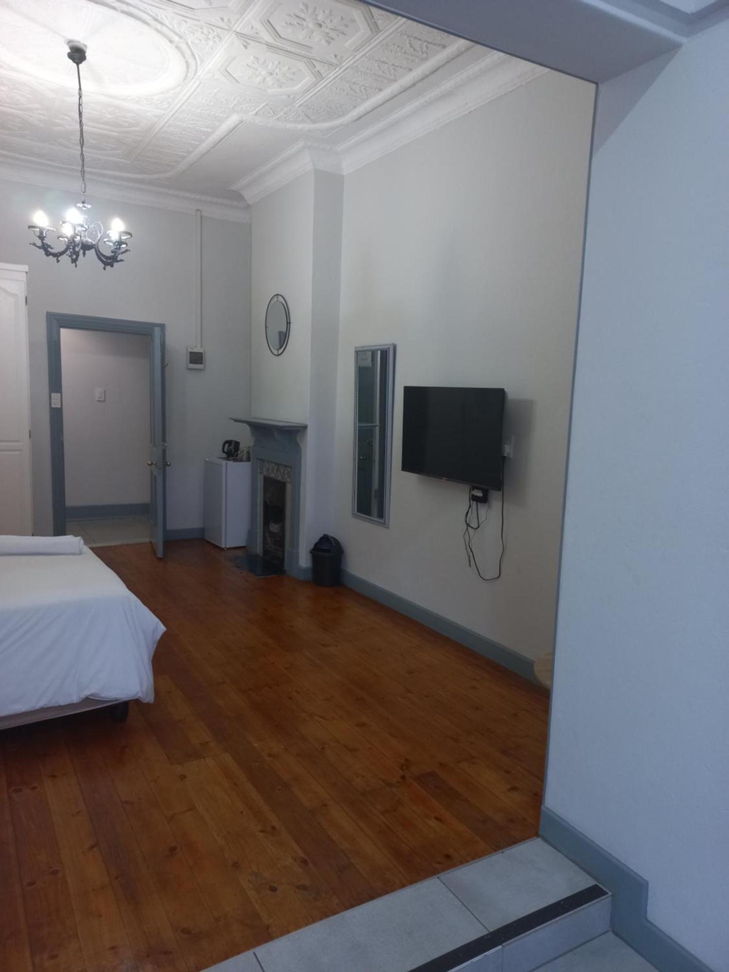 Triple9 Hatfield Guesthouse Pretoria Bilik gambar